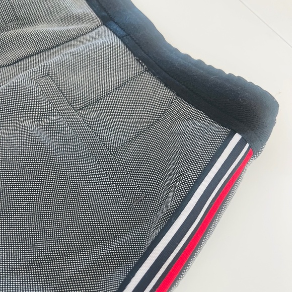 ZARA Perfect Gray Texture Red White & Black Striped Slim-Leg Pants - SO CHIC! - Picture 9 of 10
